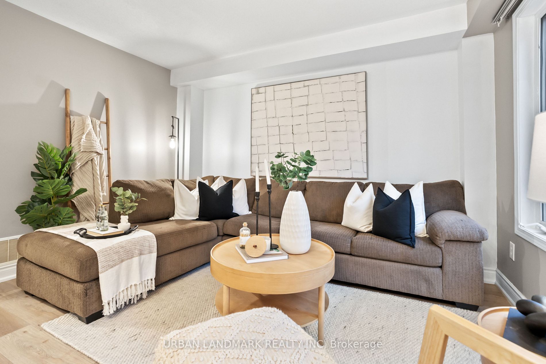 1850 Kingston Road, #33