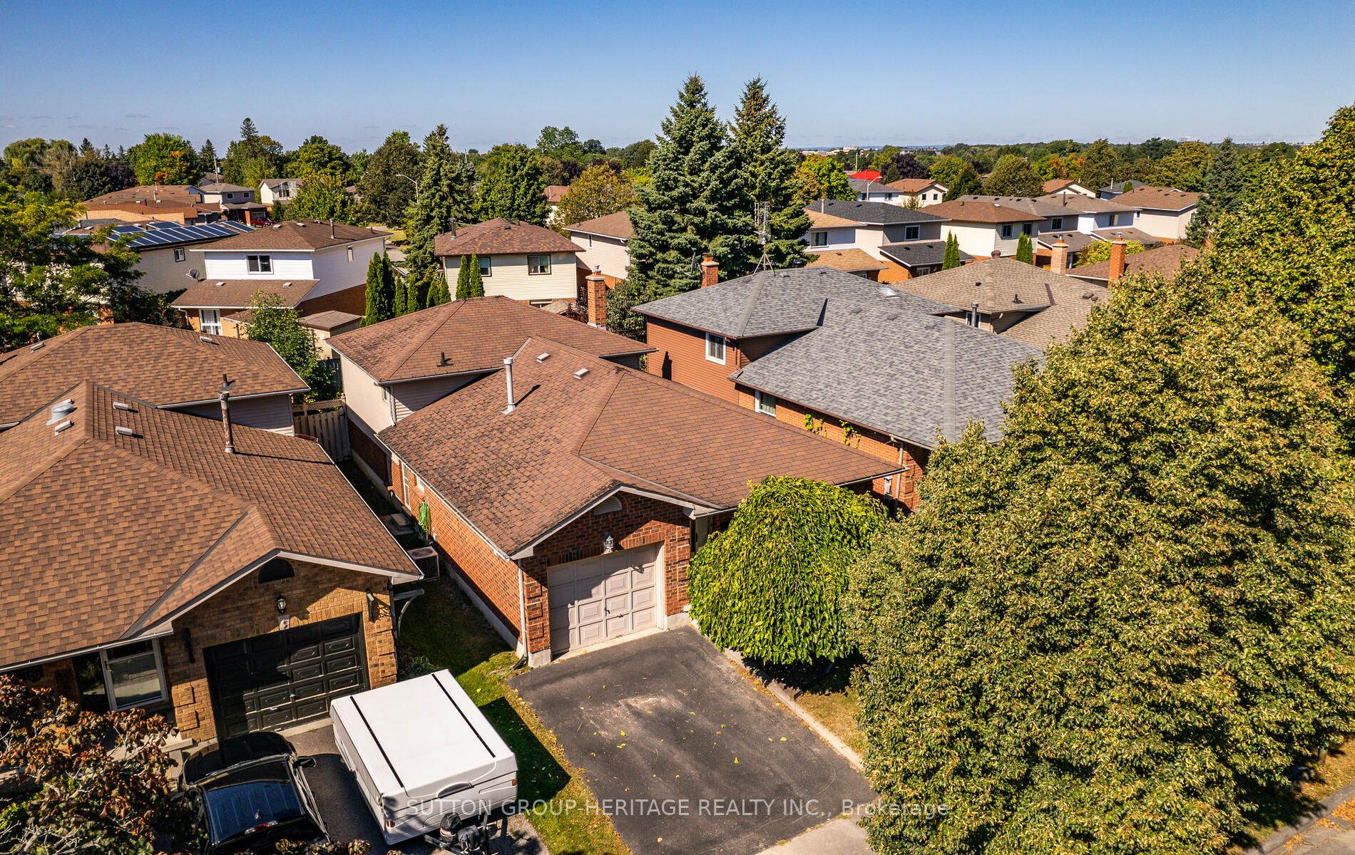 260 Glenabbey Dr