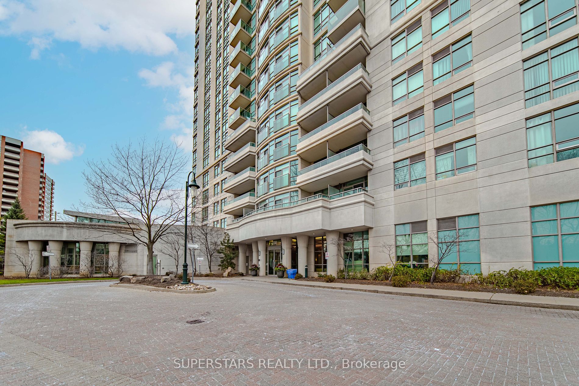 238 Bonis Ave, #1623
