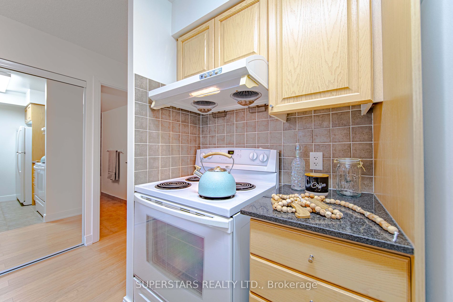 238 Bonis Ave, #1623