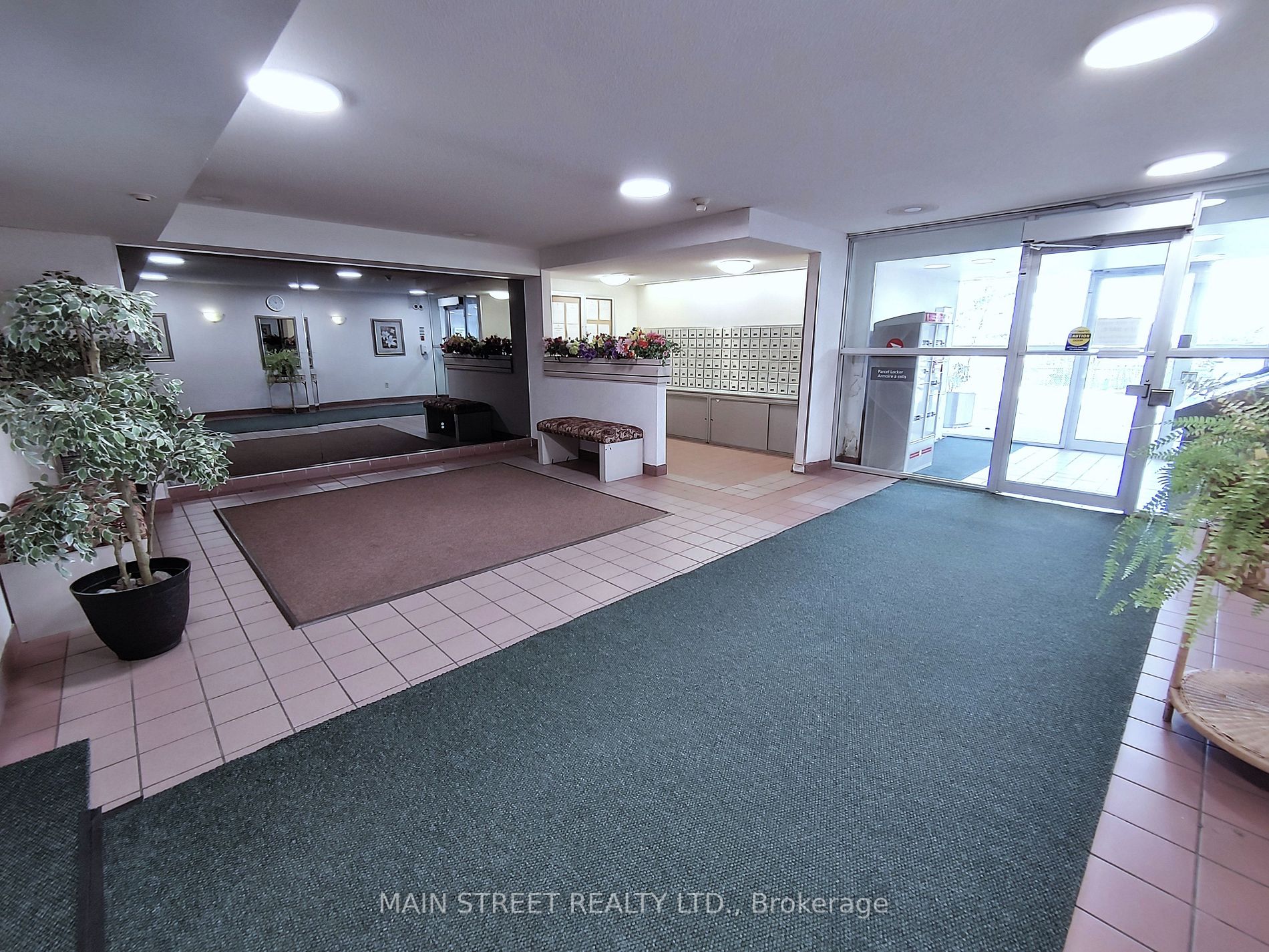 15 Sewells Rd, #302