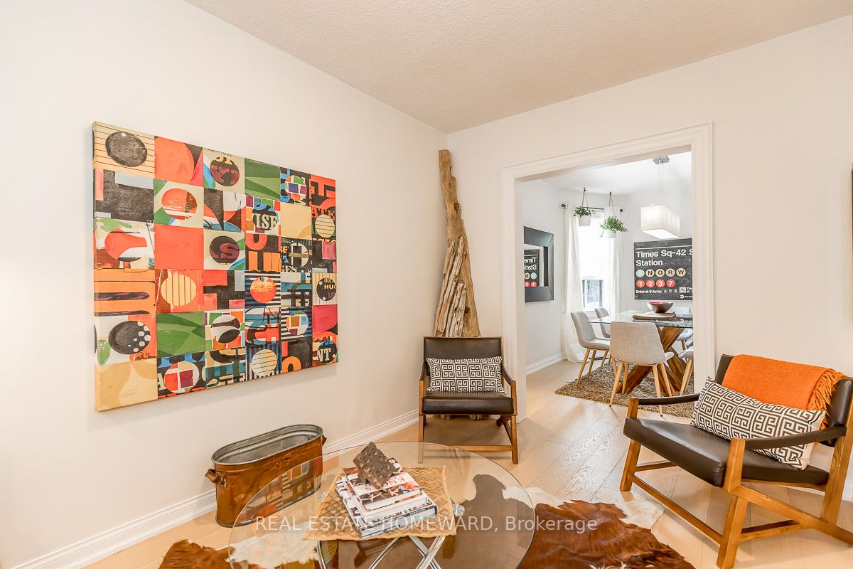 240 Greenwood Ave