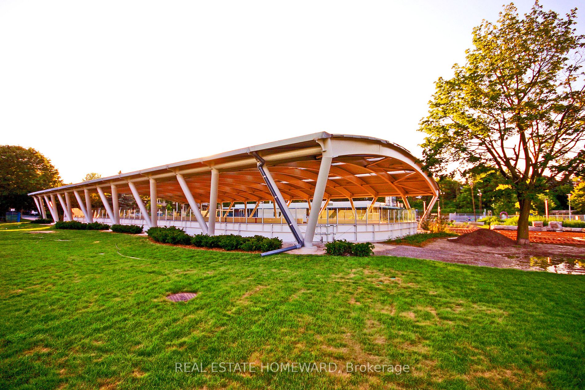 240 Greenwood Ave