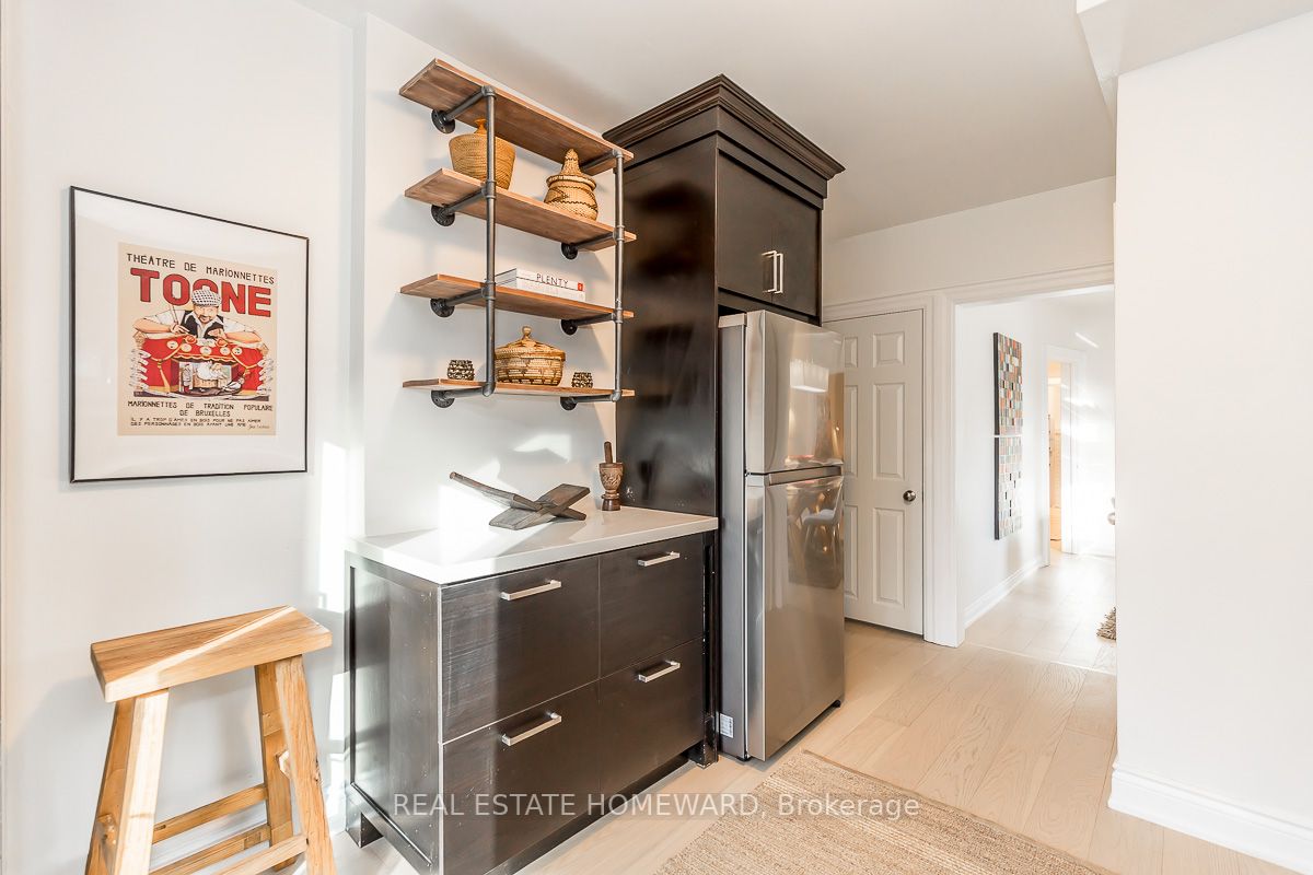 240 Greenwood Ave