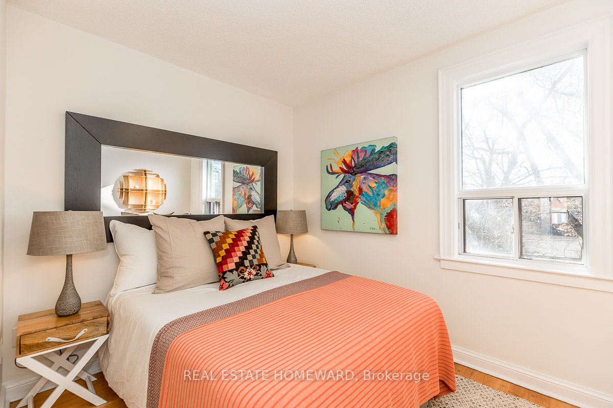 240 Greenwood Ave