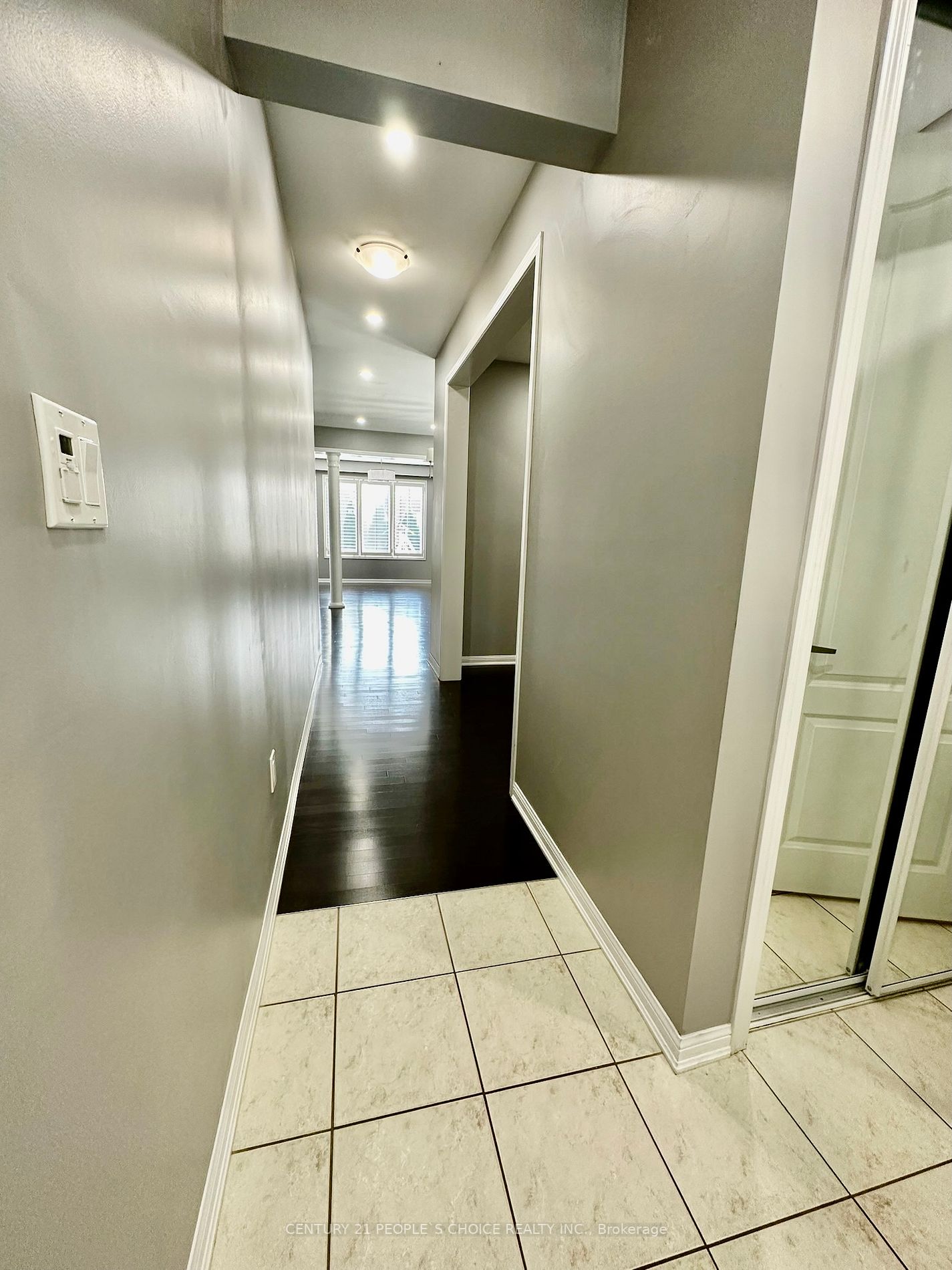 1821 Parkhurst Crescent