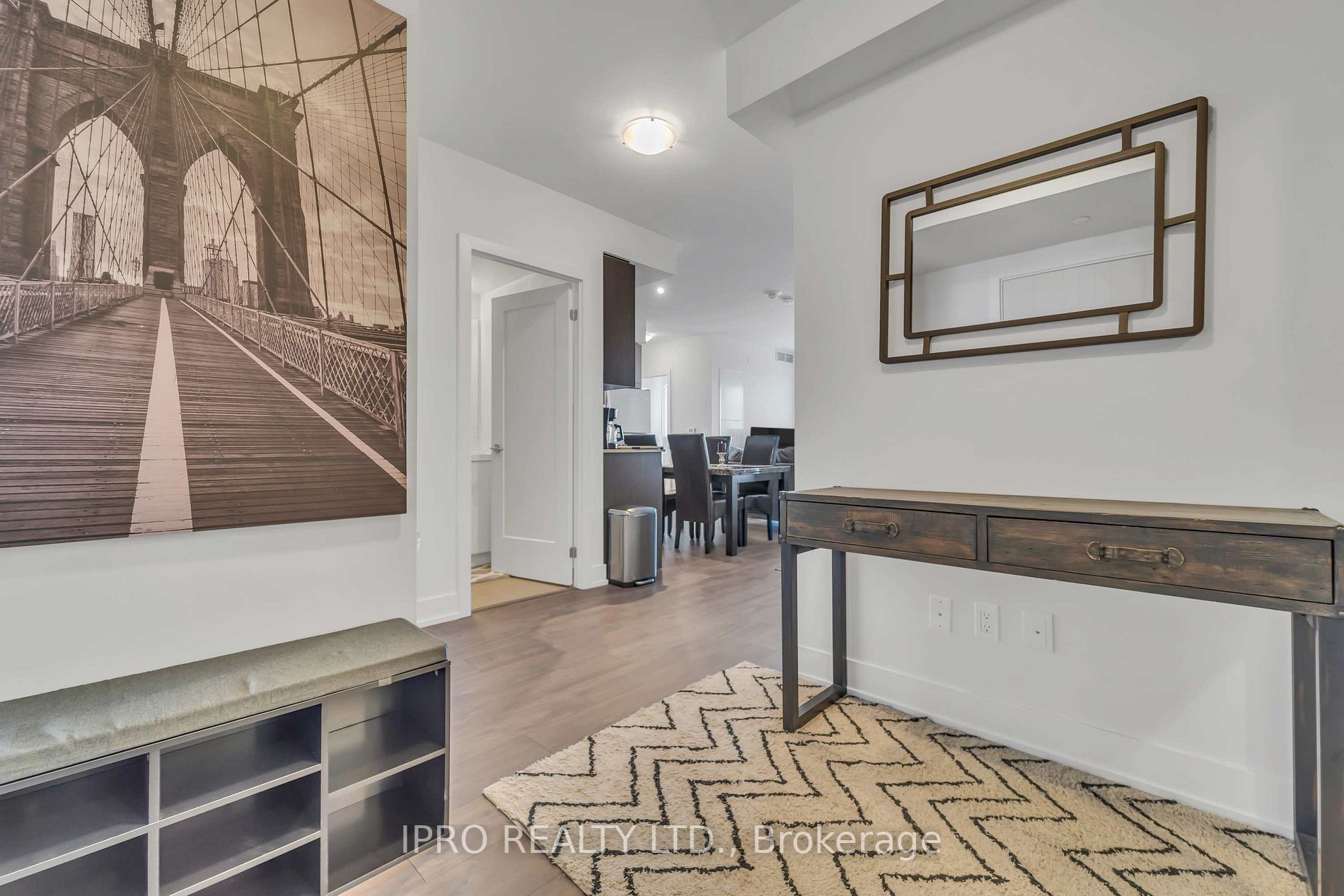 2550 Simcoe Street N, #1917