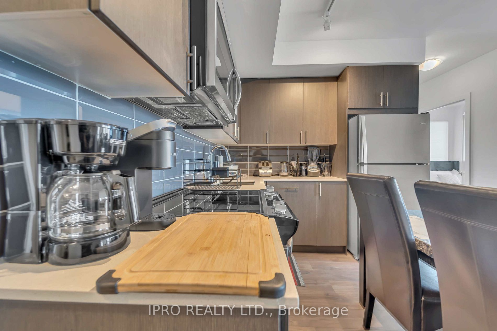 2550 Simcoe Street N, #1917