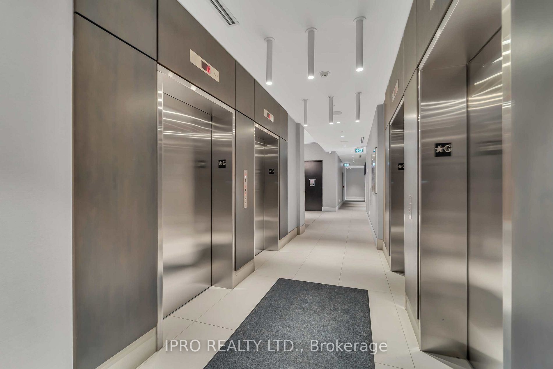 2550 Simcoe Street N, #1917