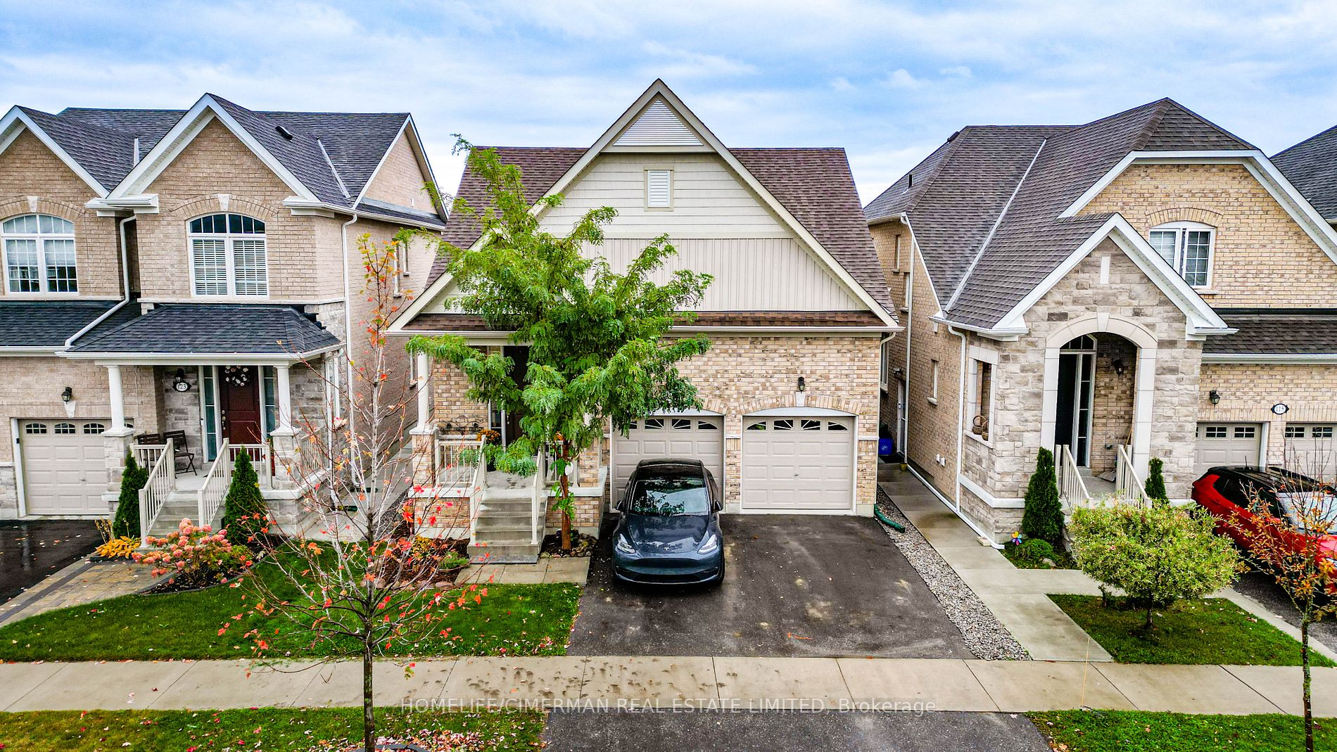 119 Fred Jackman Avenue