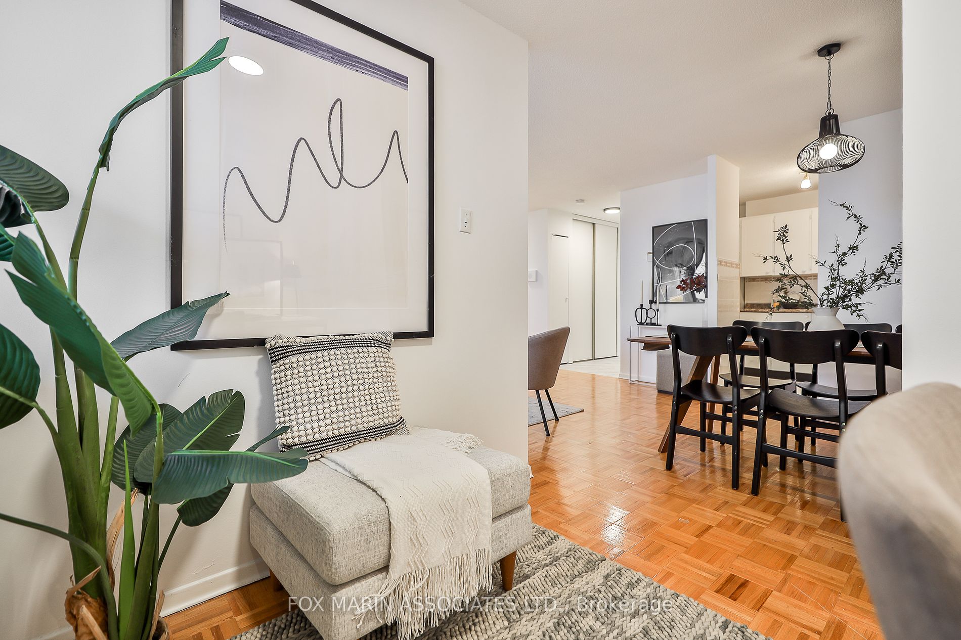 15 Torrance Rd, #905