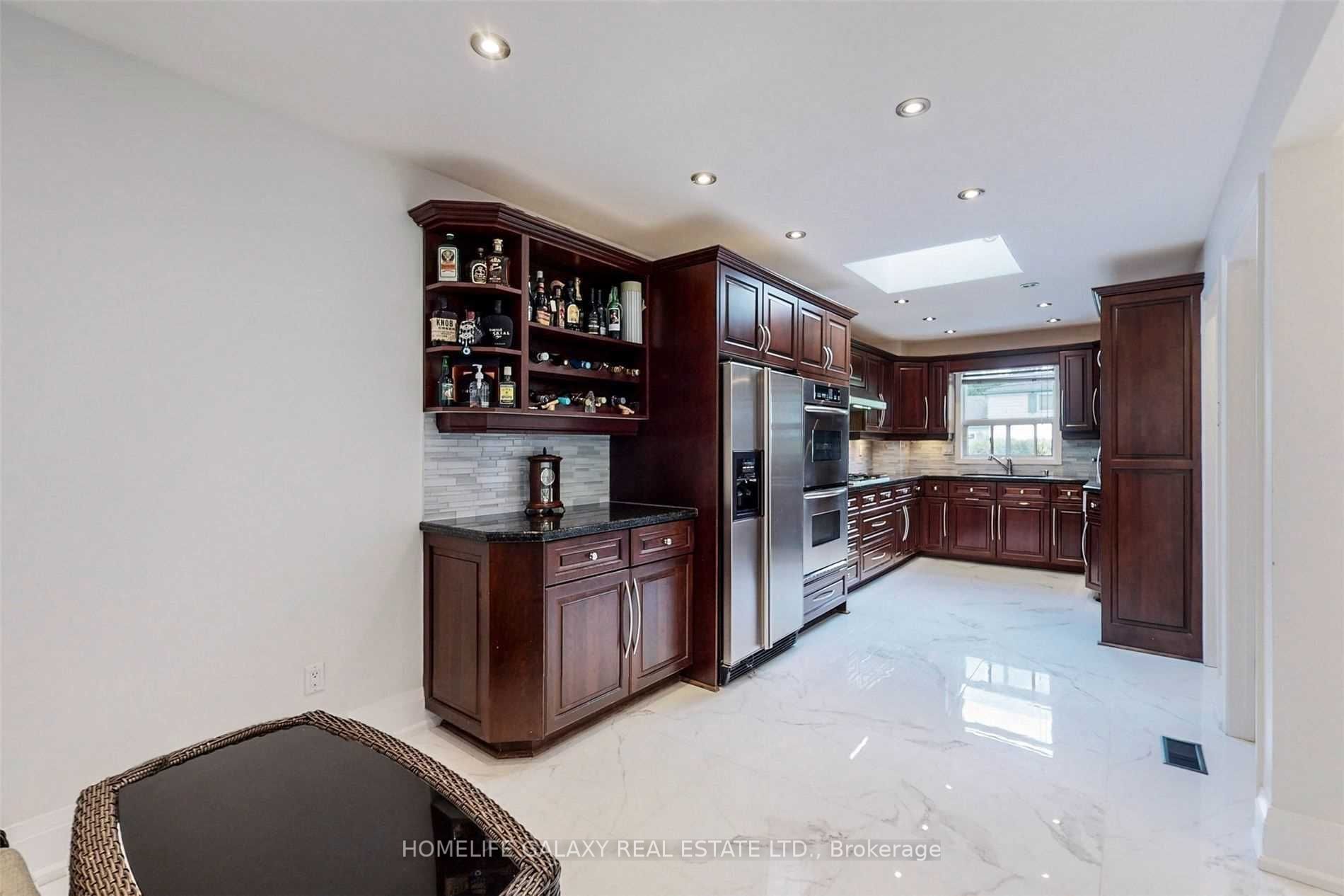 1940 Glengrove Rd