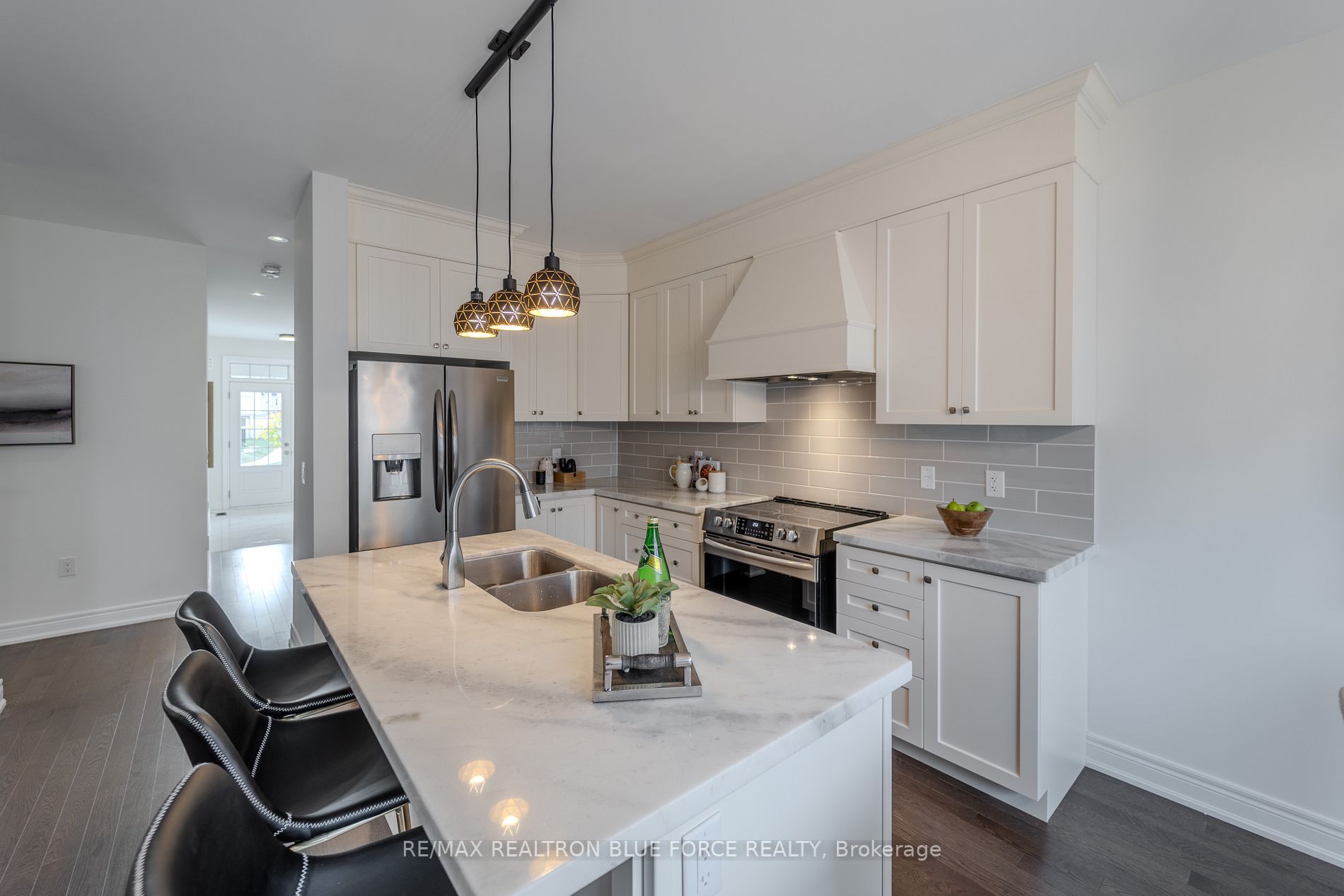 1026 Tigerlily Trail