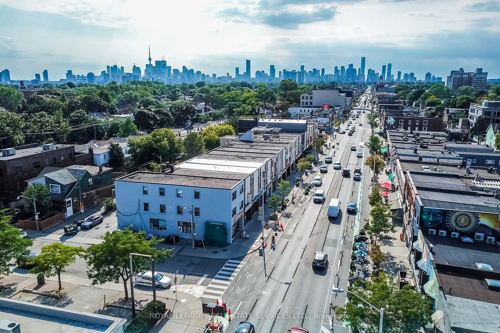 962-974 Danforth Ave
