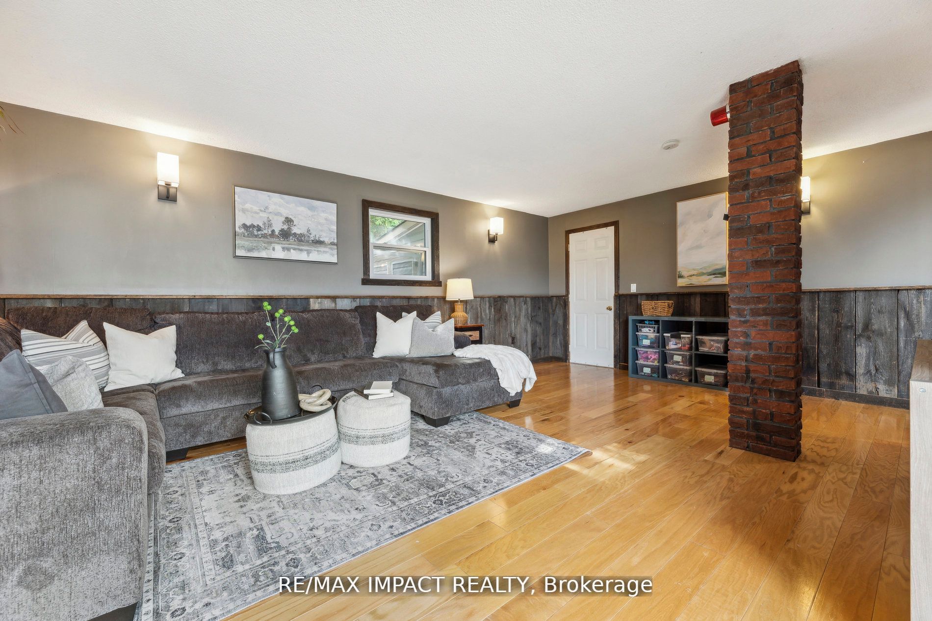 6101 Leskard Rd