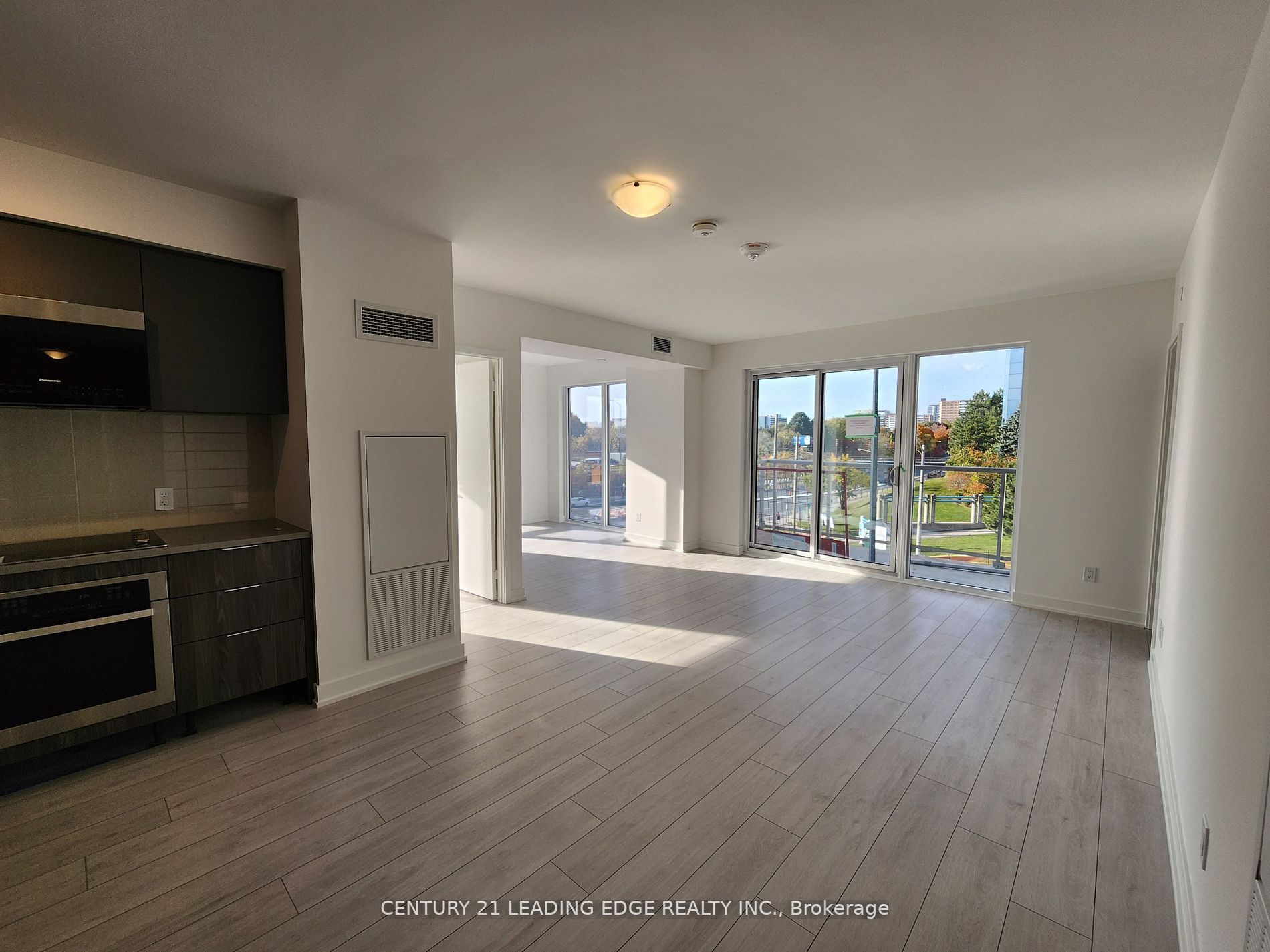 2033 Kennedy Rd, #303