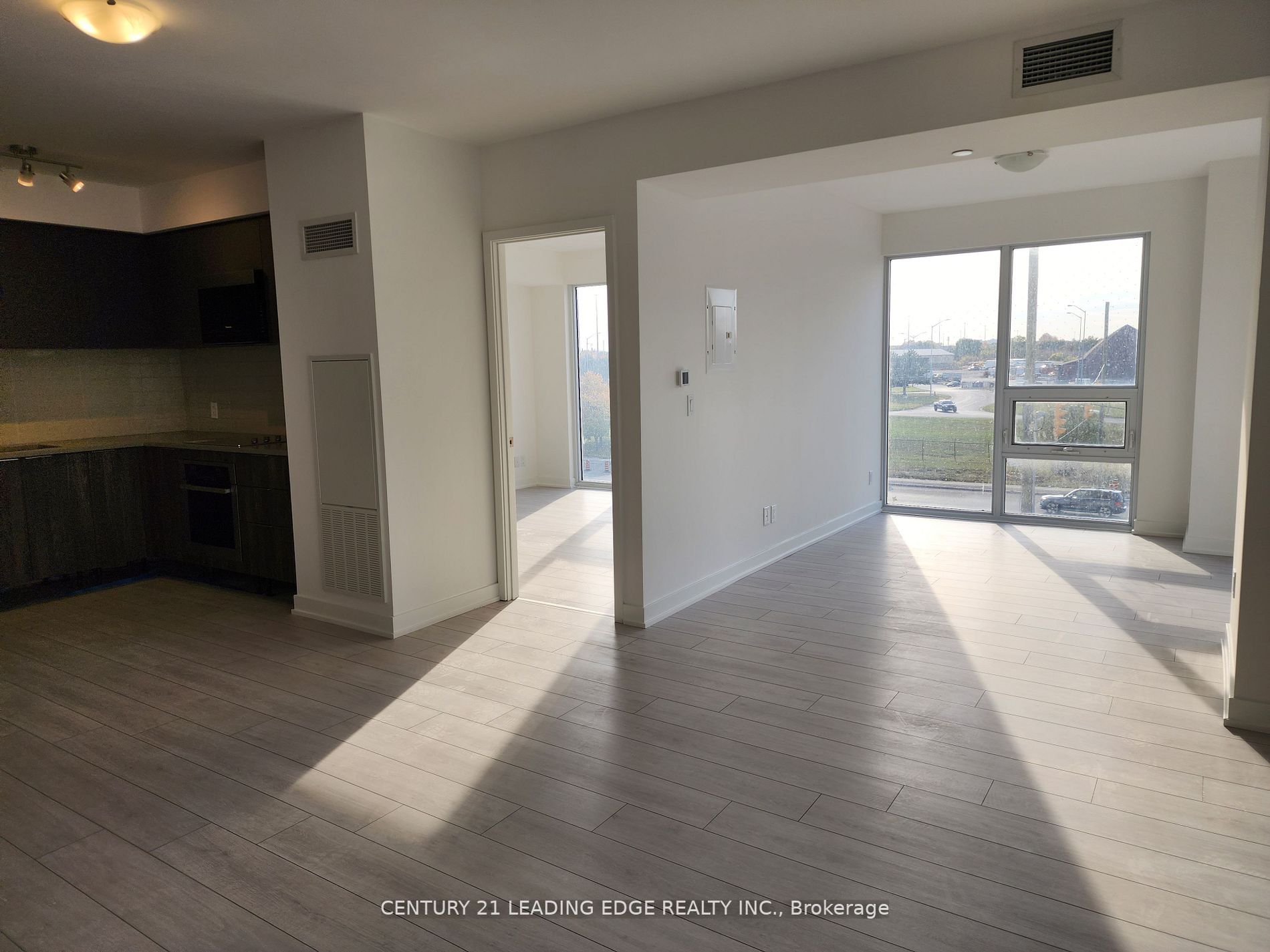 2033 Kennedy Rd, #303