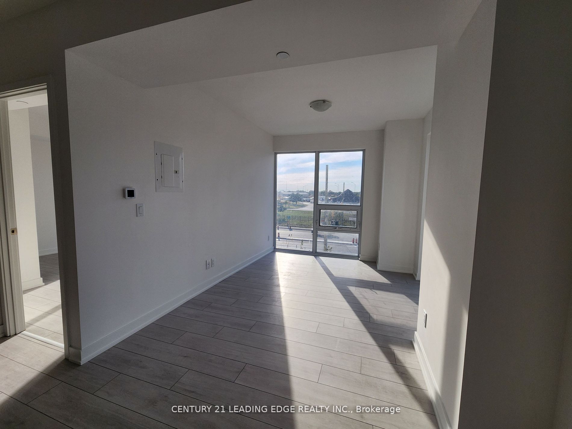 2033 Kennedy Rd, #303