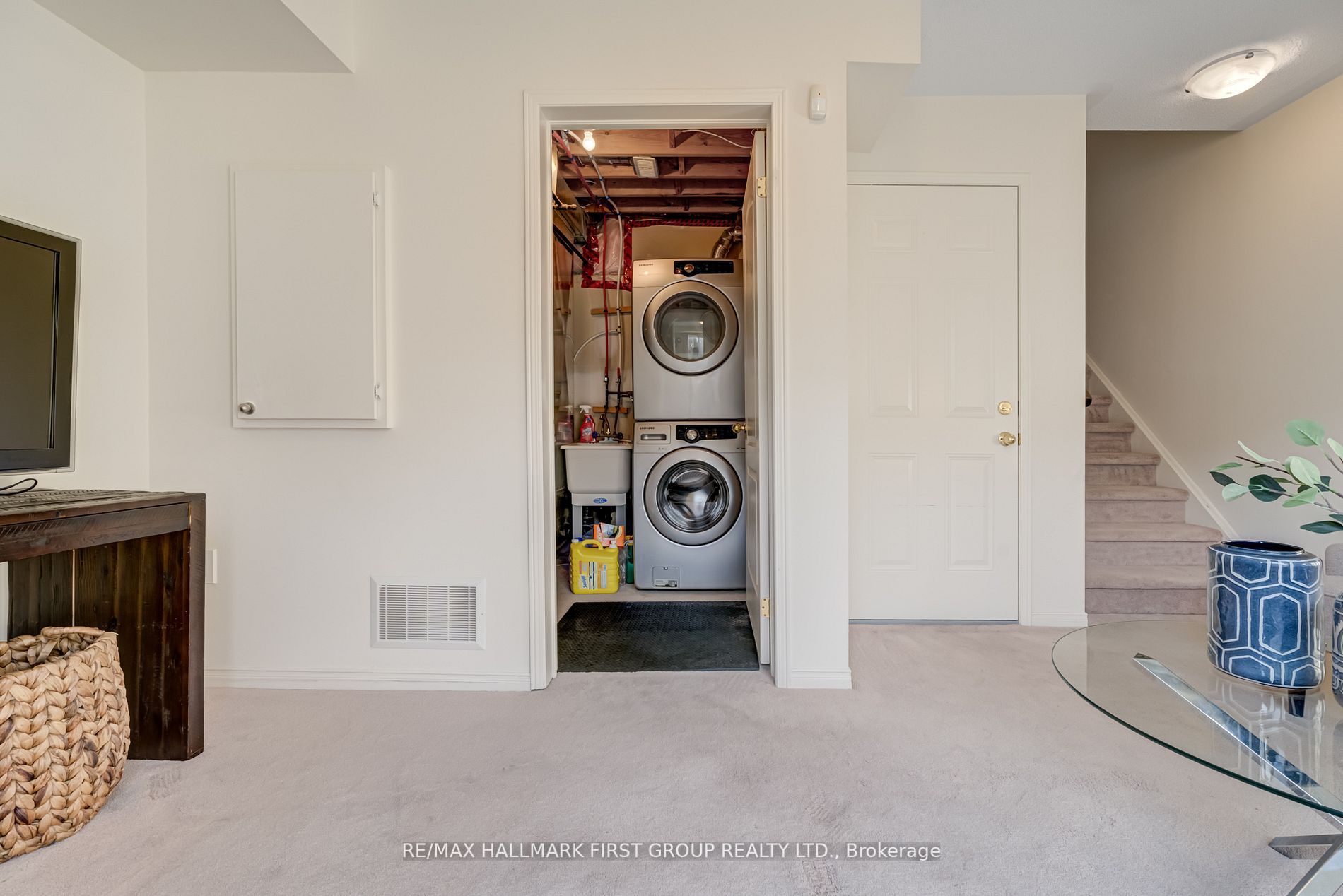19 Martinworth Lane, #9