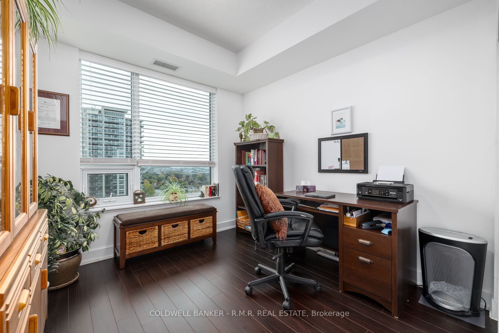1215 Bayly St, #Lph03