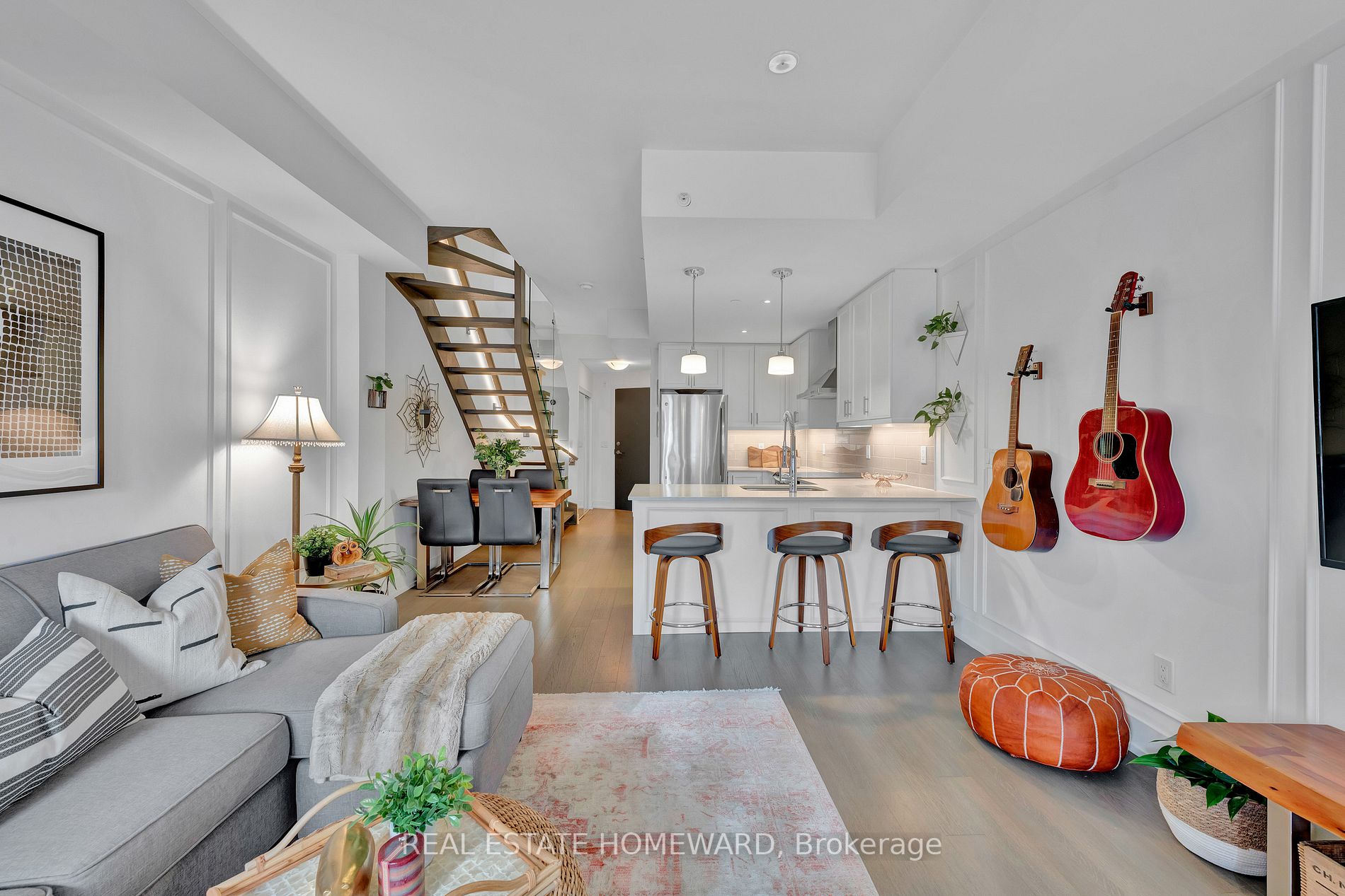 2A Queensbury Avenue, #102