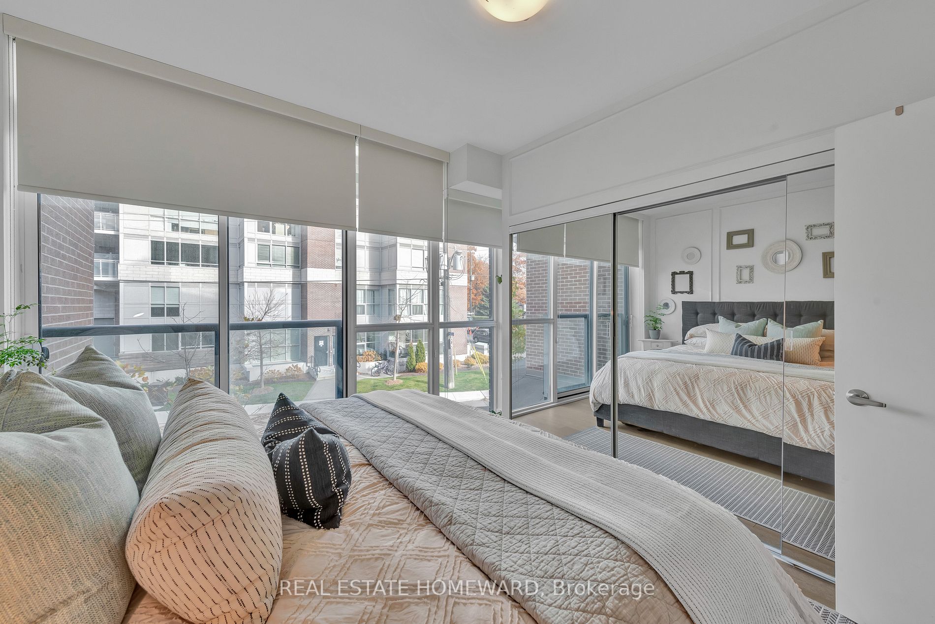 2A Queensbury Avenue, #102