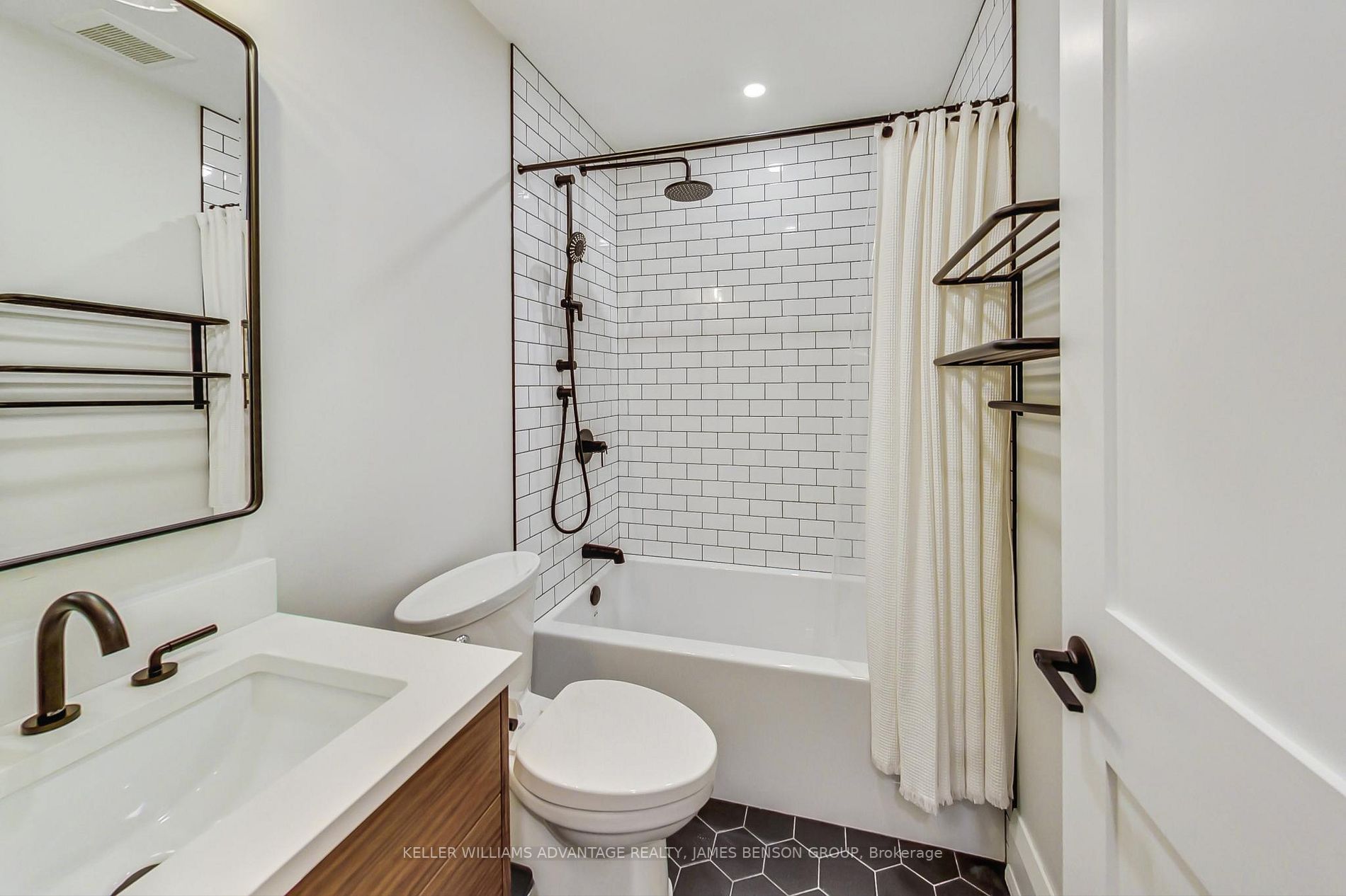 32 Galt Avenue, #Unit 1