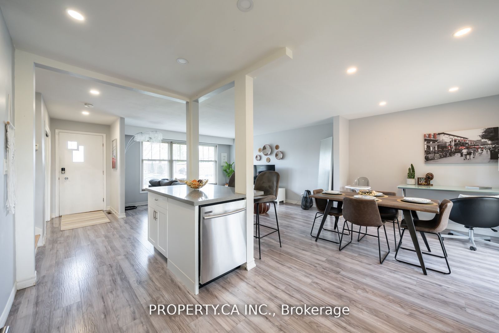 418 Juliana Dr