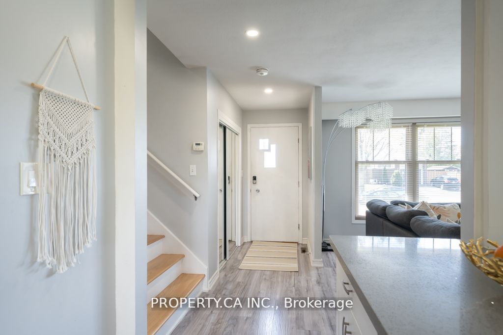418 Juliana Dr