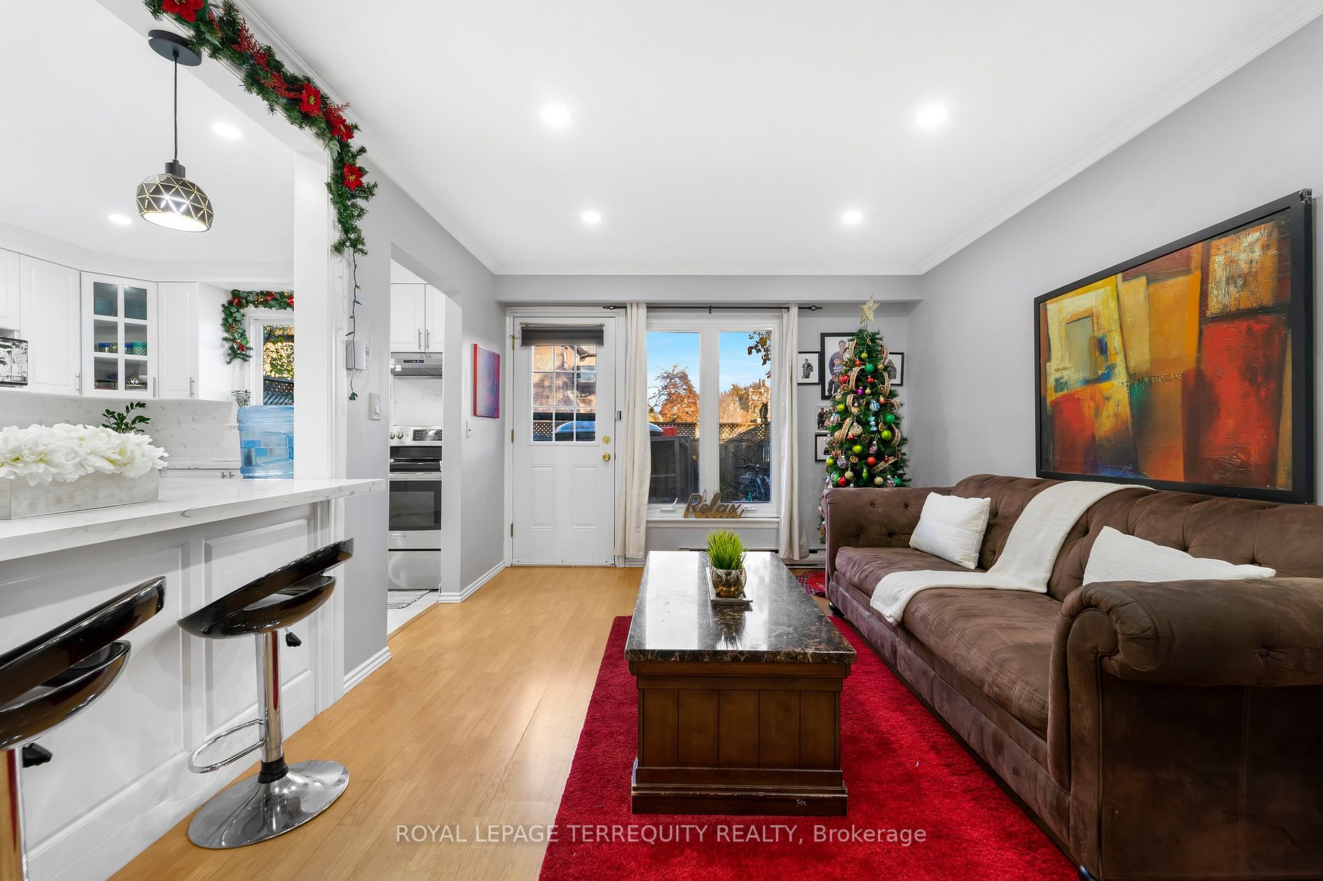 33 Taunton Rd E, #23