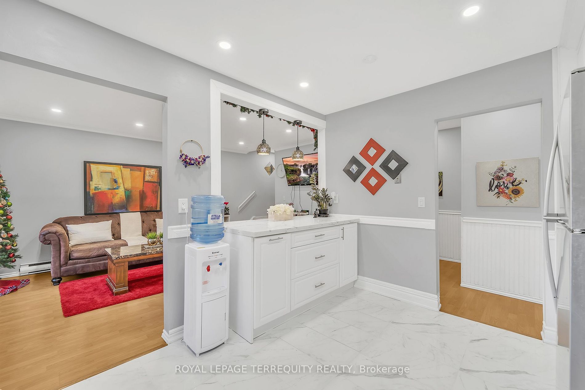 33 Taunton Rd E, #23
