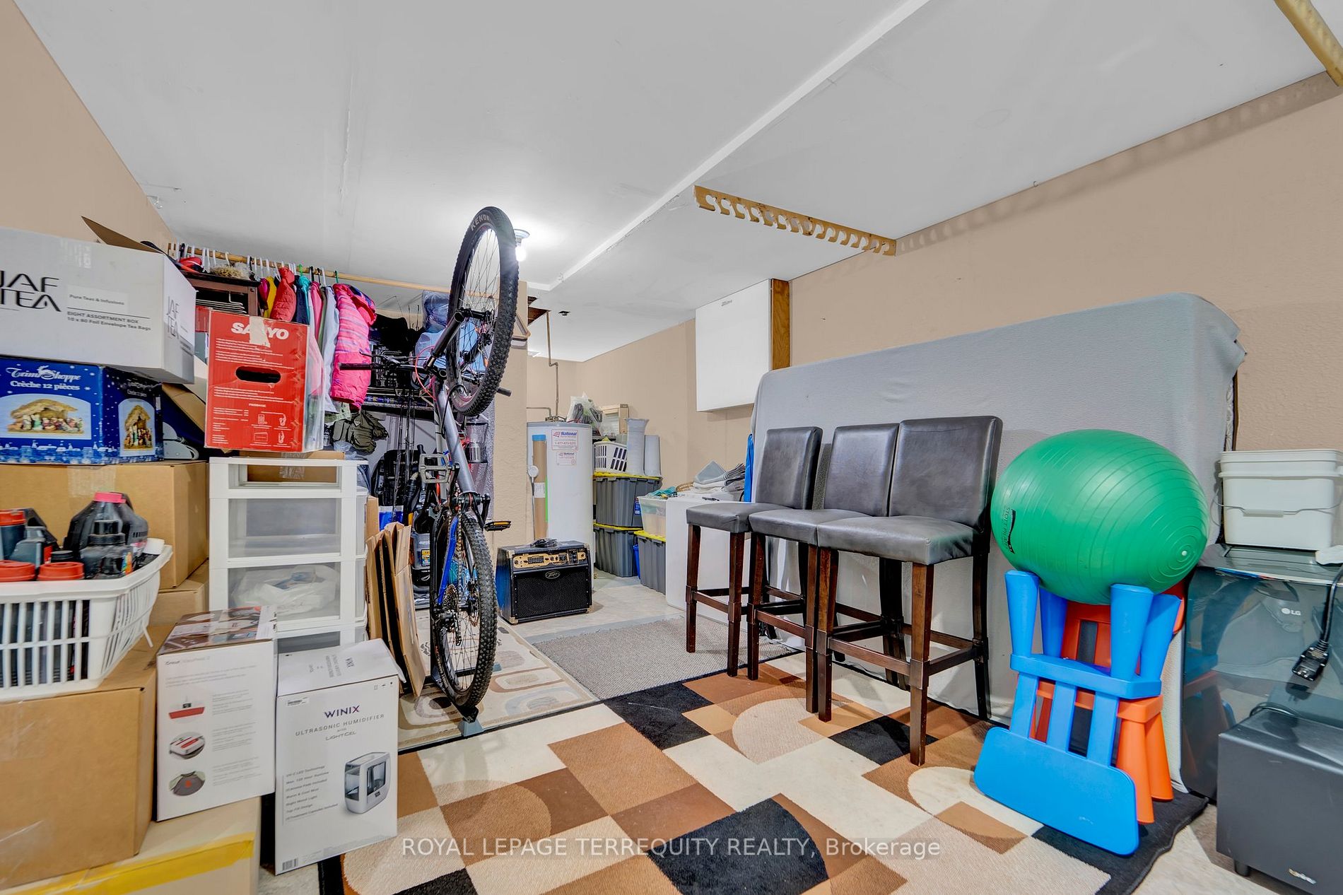 33 Taunton Rd E, #23