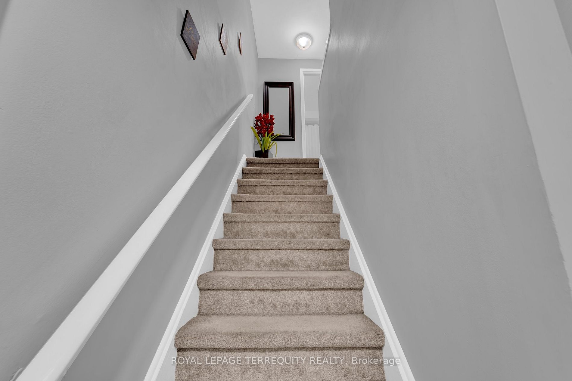 33 Taunton Rd E, #23