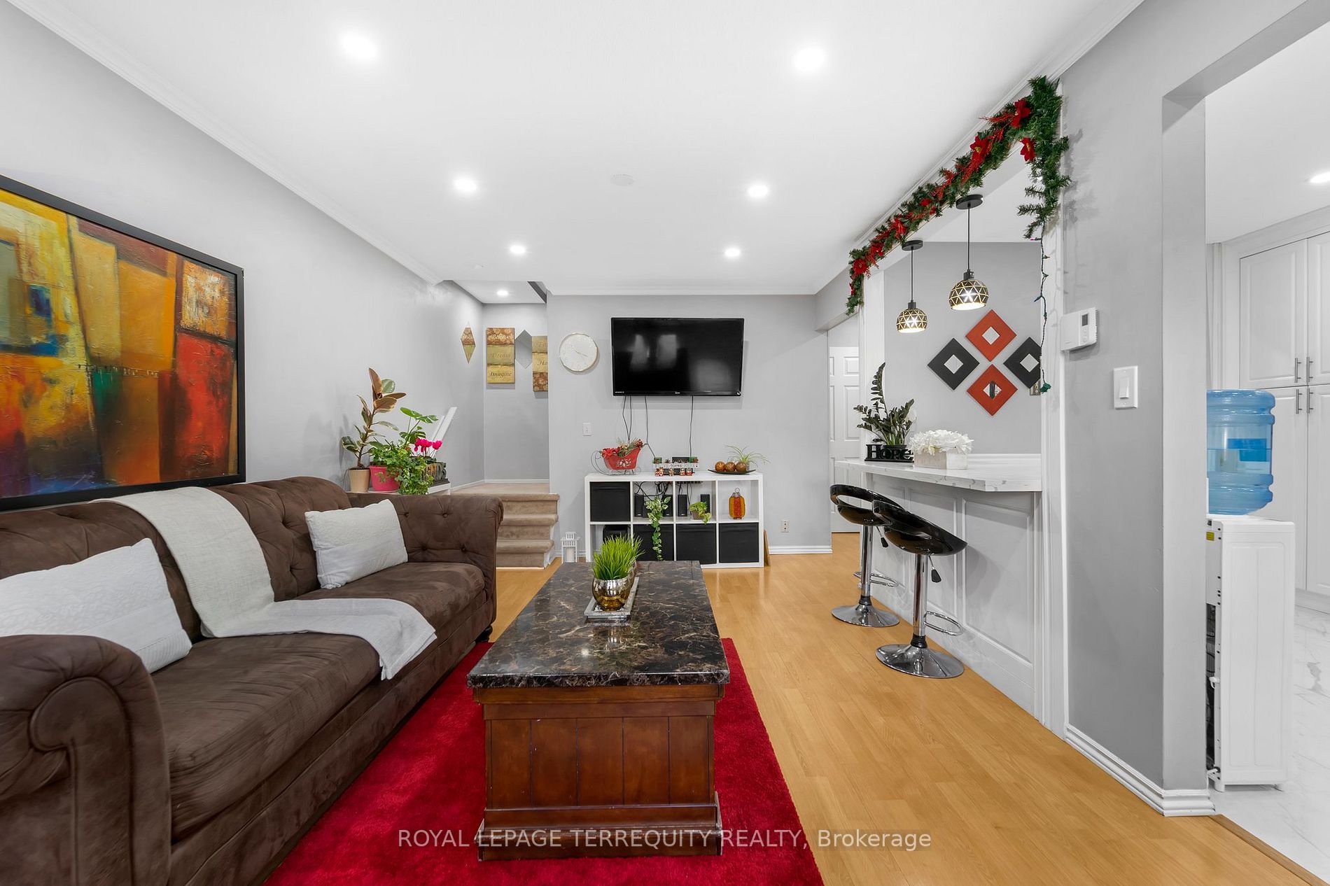 33 Taunton Rd E, #23