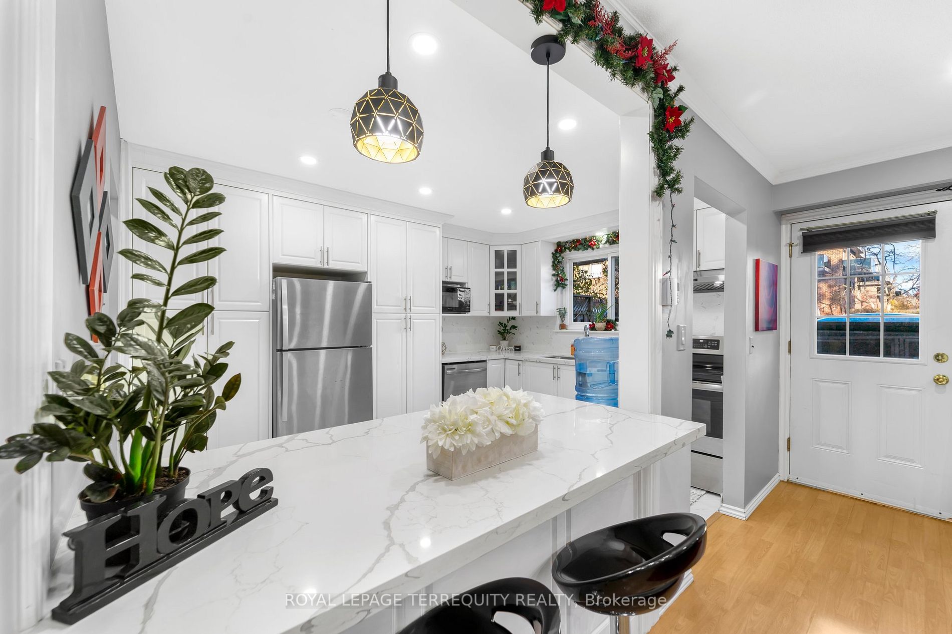 33 Taunton Rd E, #23
