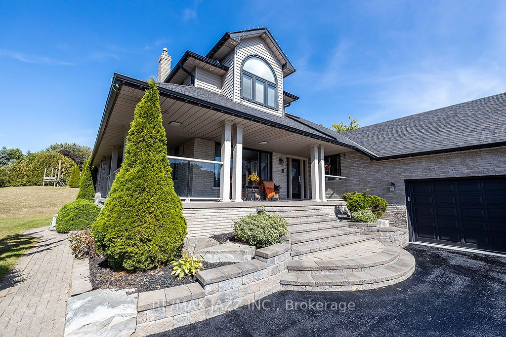 2 Maryleah Crt
