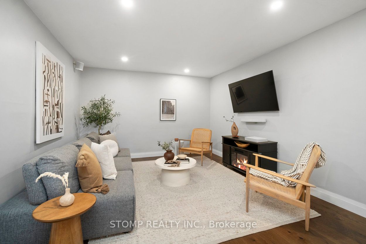 426 Perry Street