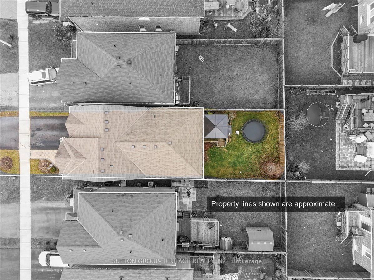 23 Gordon Cowling Street