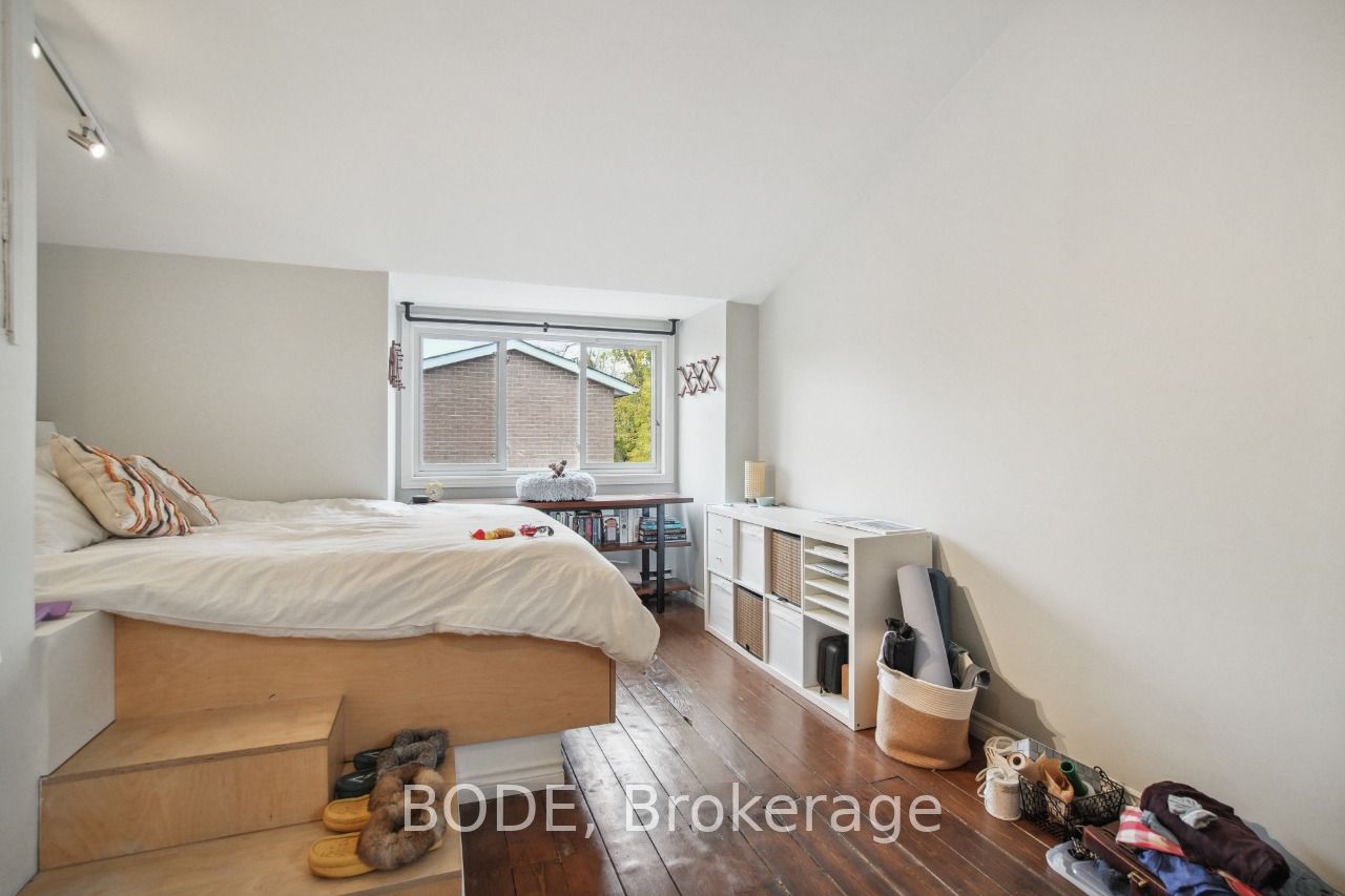 32 Curzon Street #6