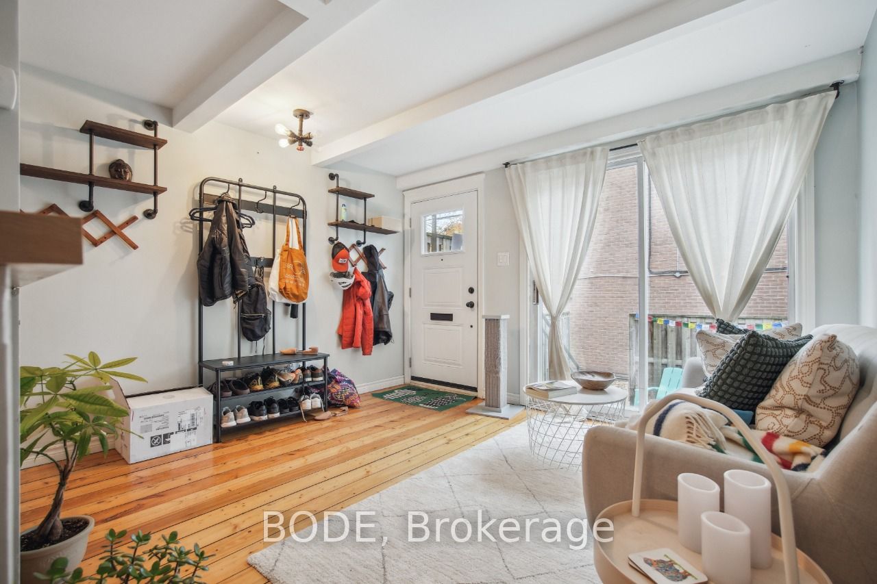 32 Curzon Street #6