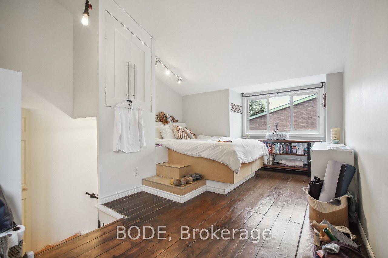 32 Curzon Street #6