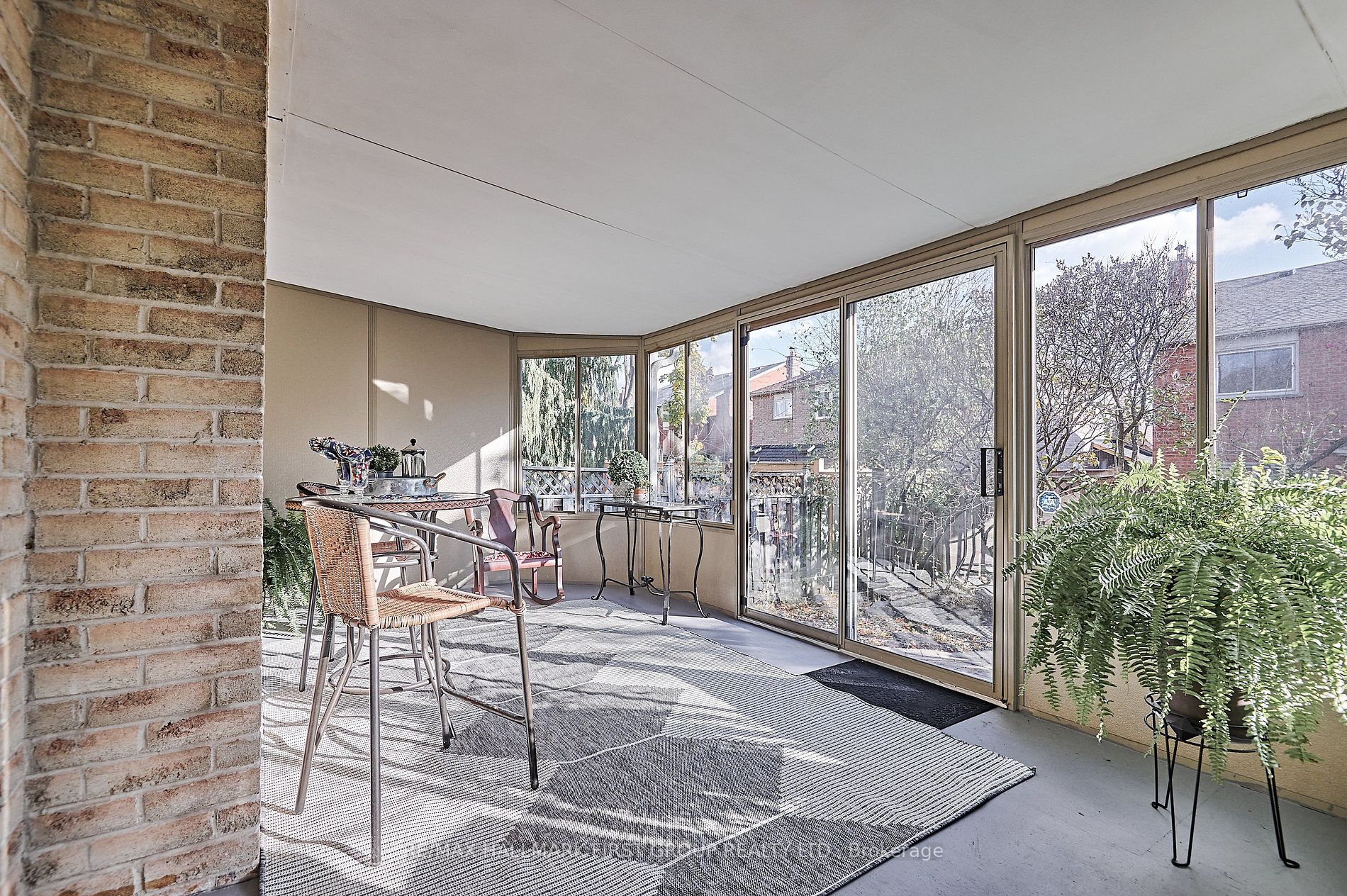 614 Springview Dr
