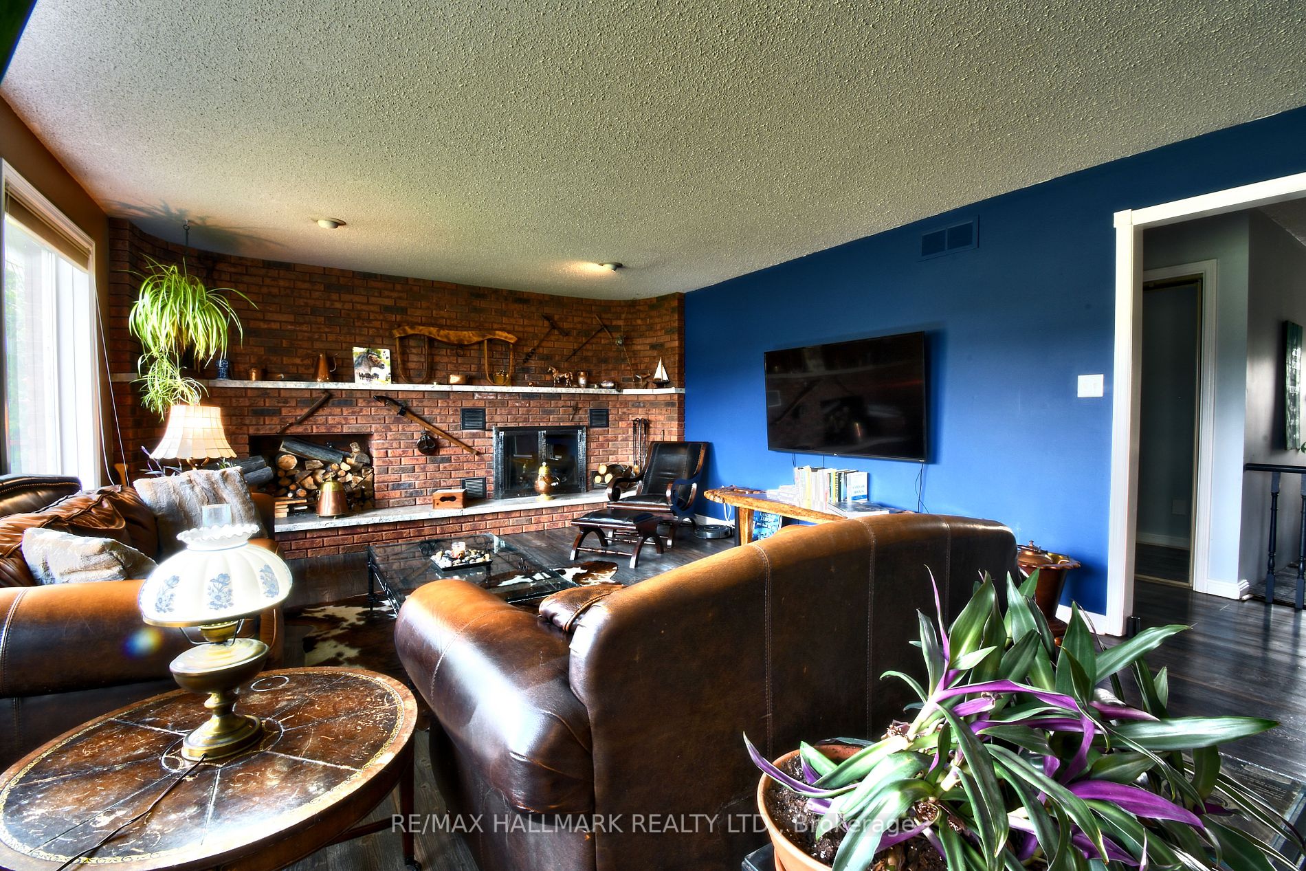 18555 Highway 12