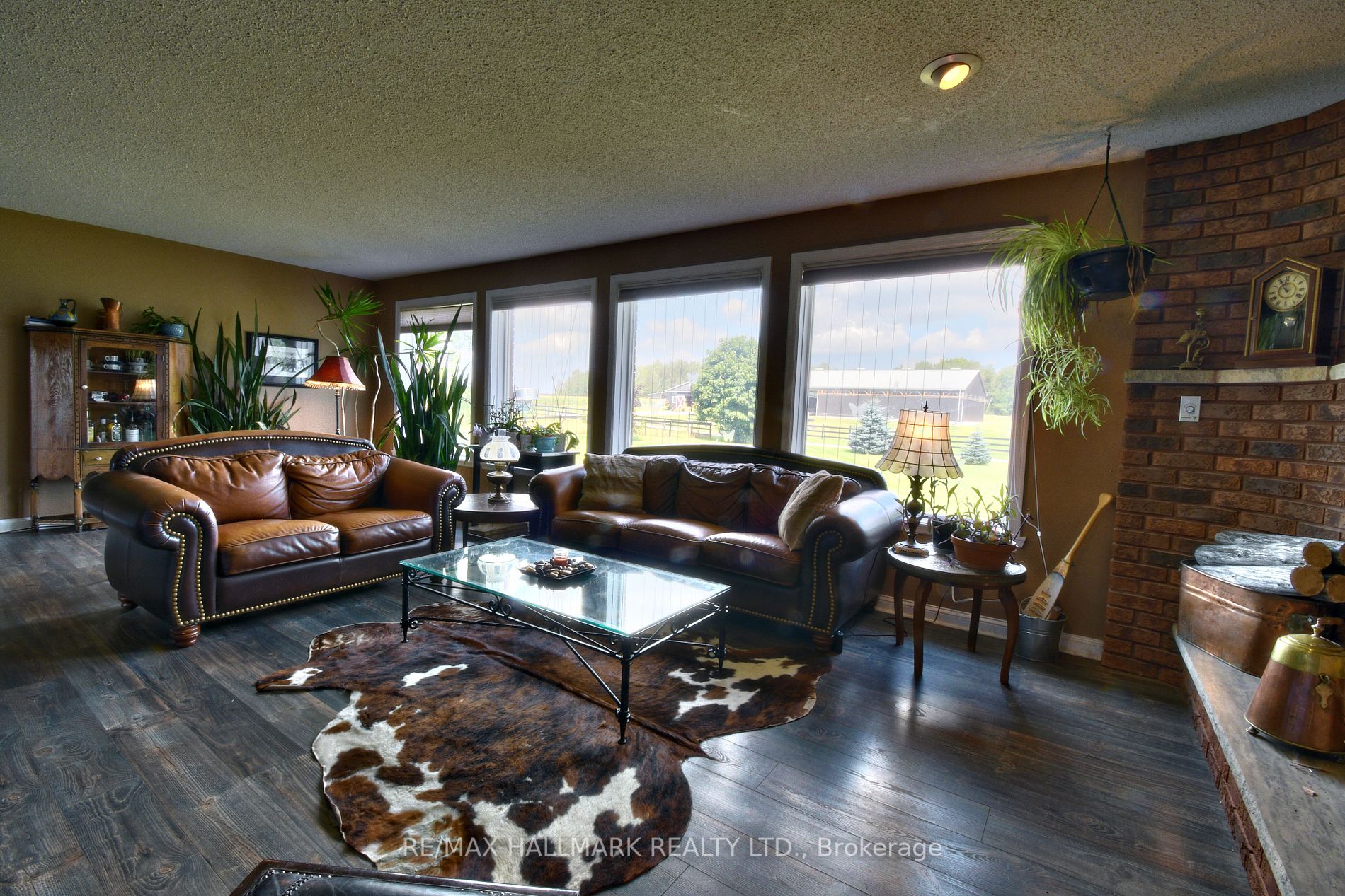 18555 Highway 12