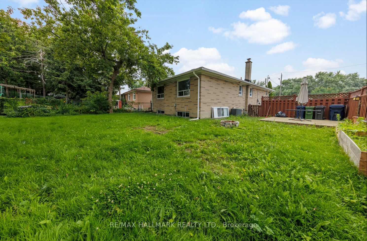 39 Stansbury Crescent #Upper