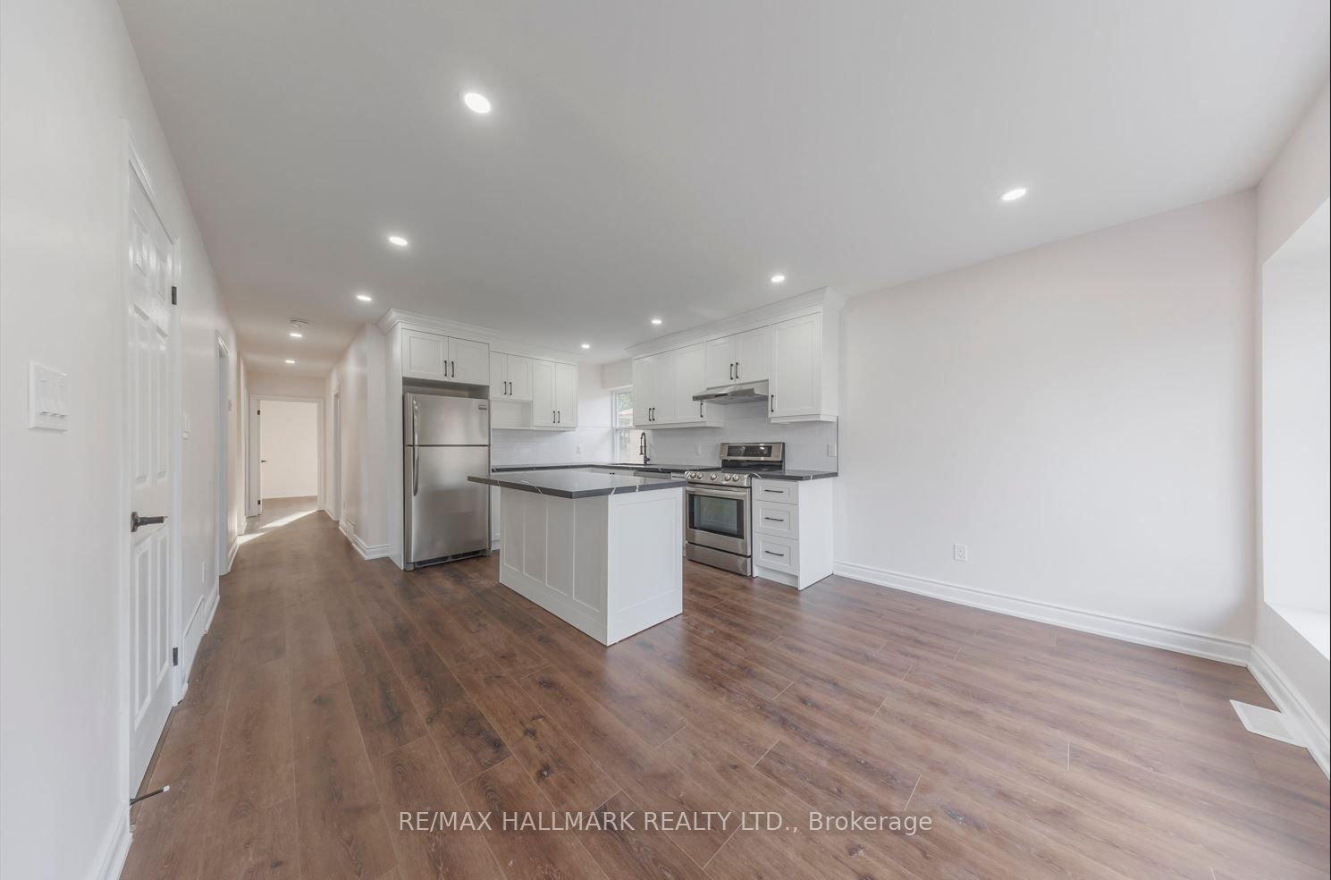 39 Stansbury Crescent #Upper