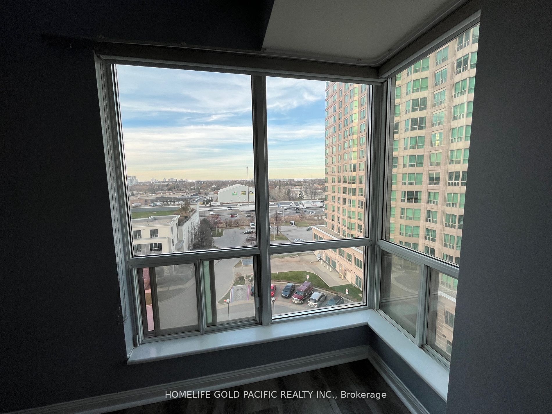 1 Lee Centre Drive, #903