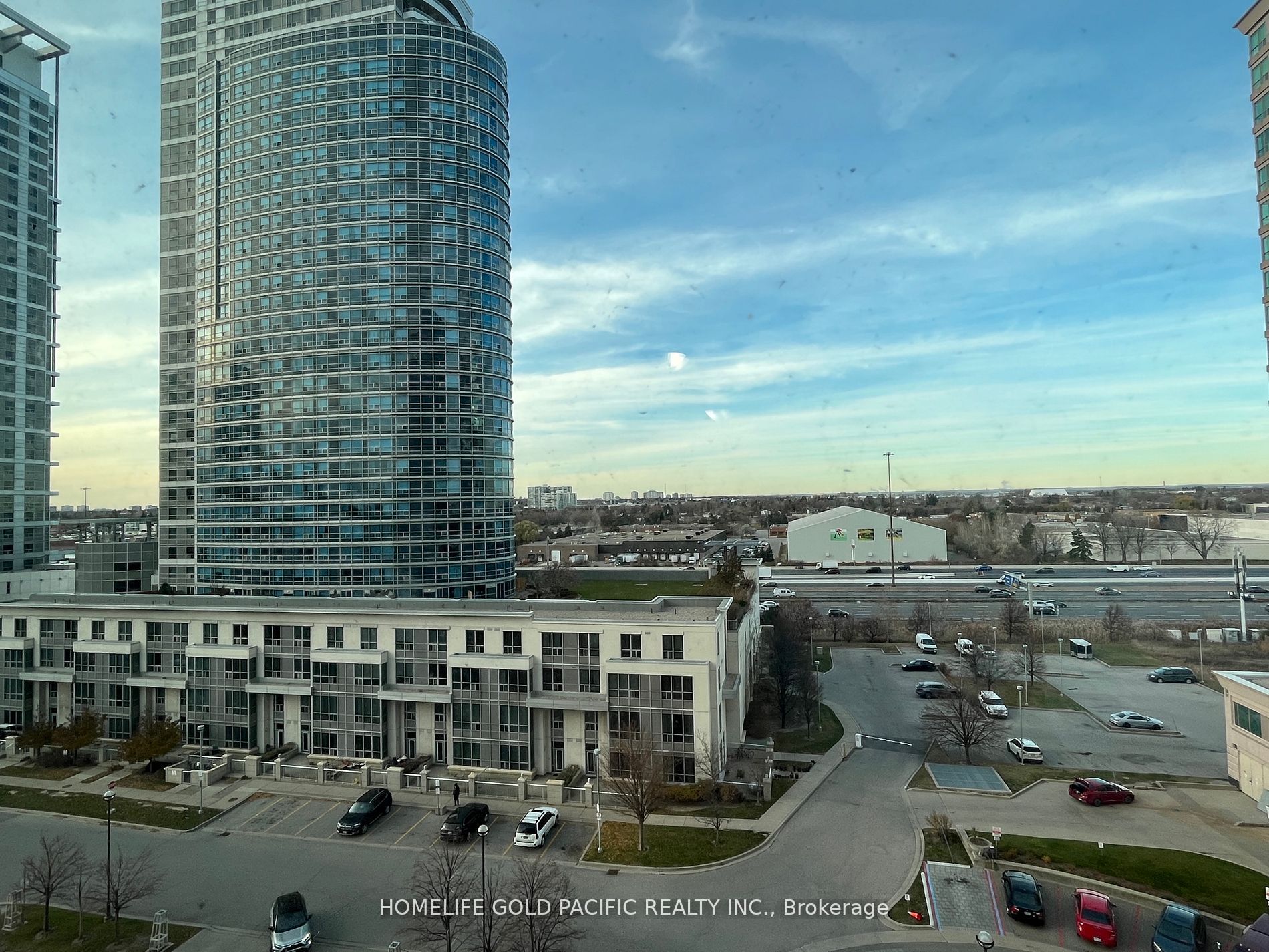 1 Lee Centre Drive, #903