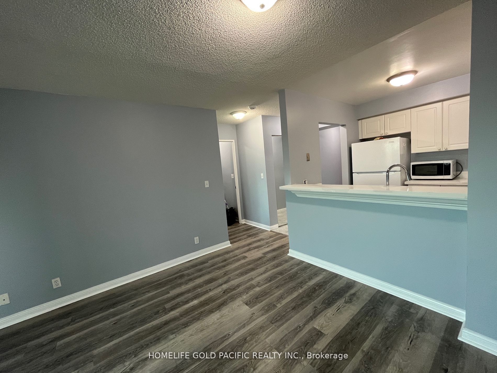 1 Lee Centre Drive, #903