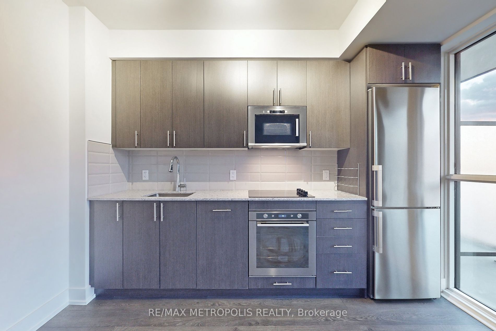 2550 Simcoe St N, #2302